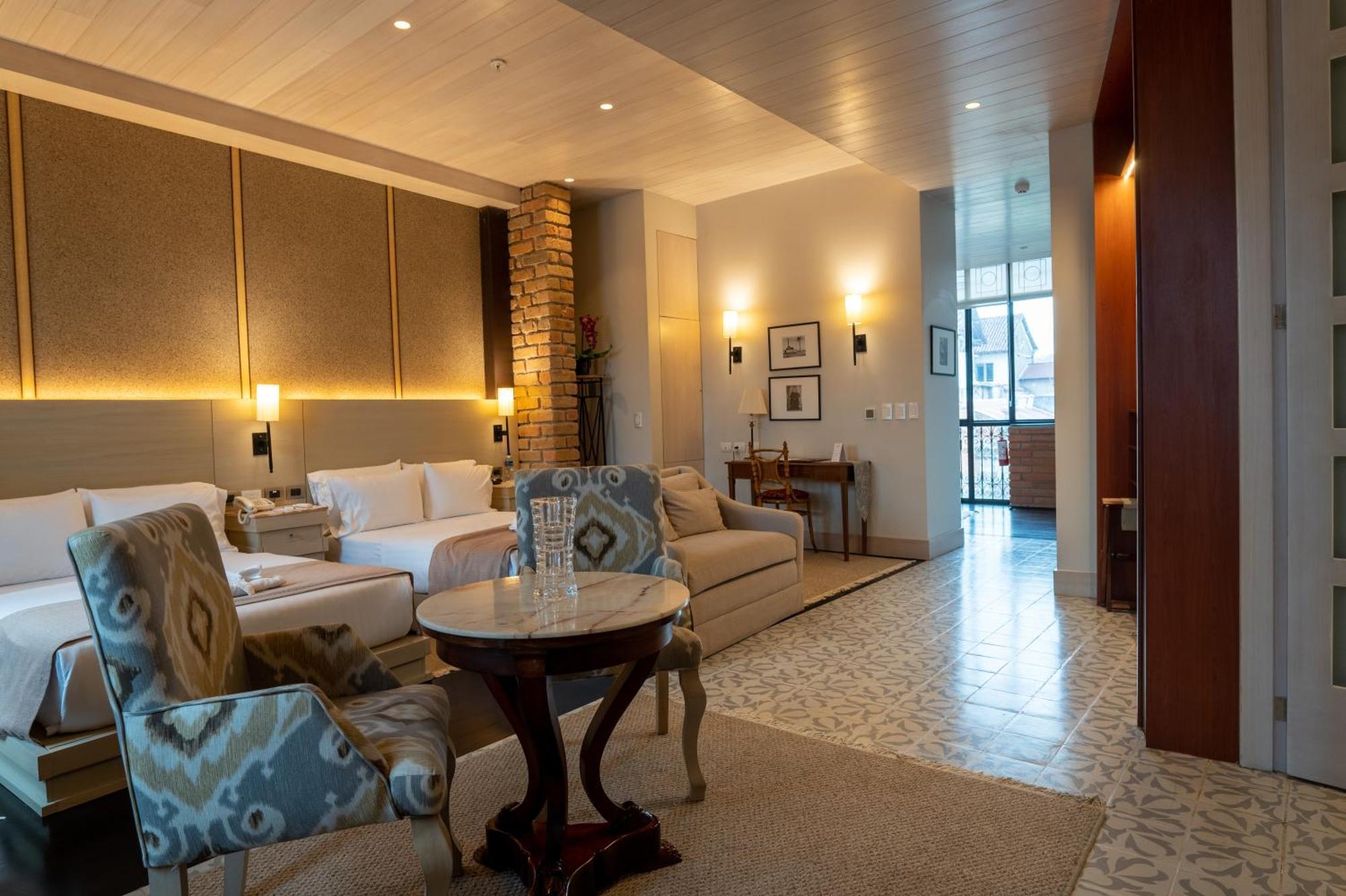 Mansion Alcazar Hotel 5*