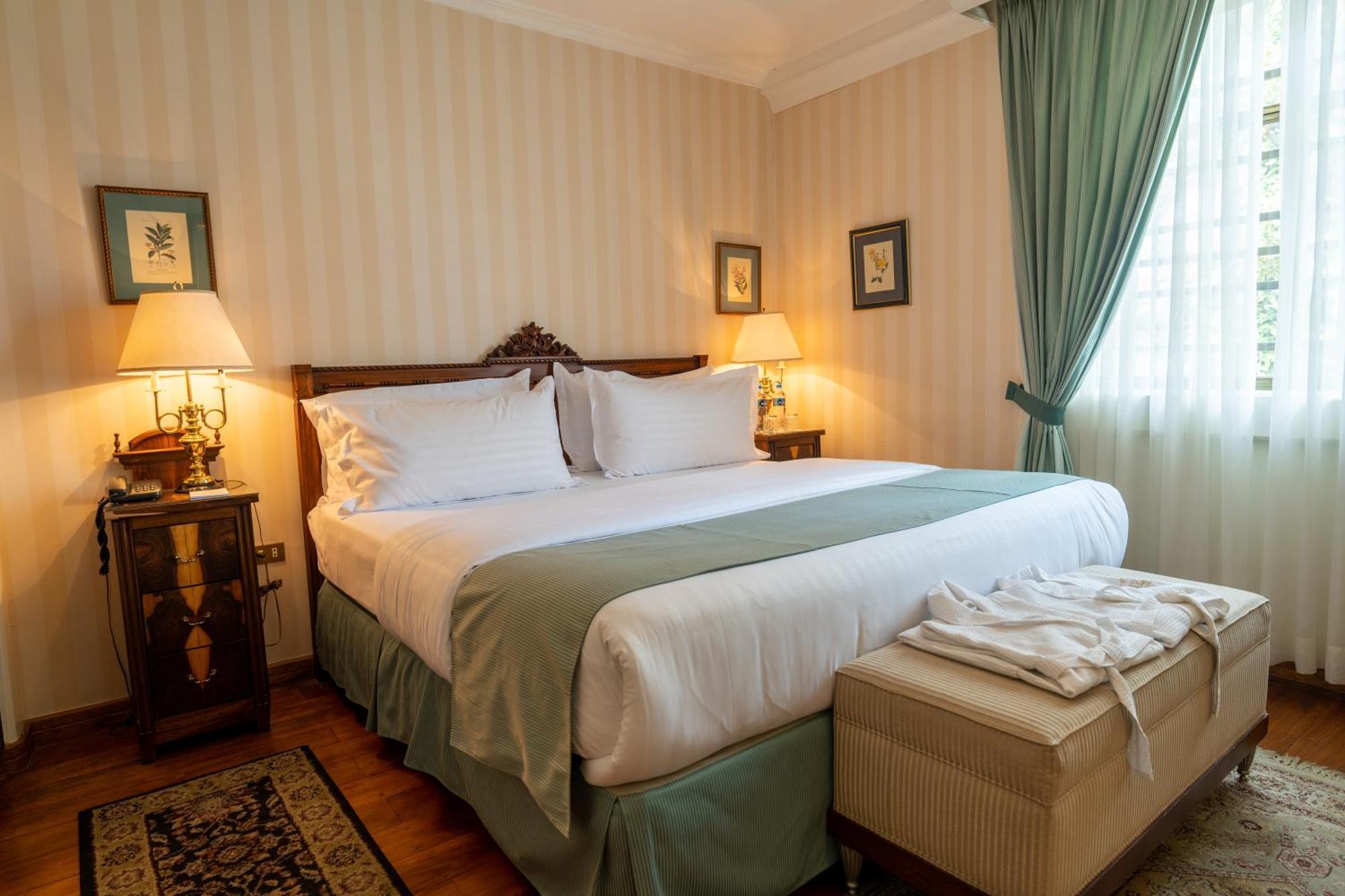 Hotel Mansion Alcazar 5*