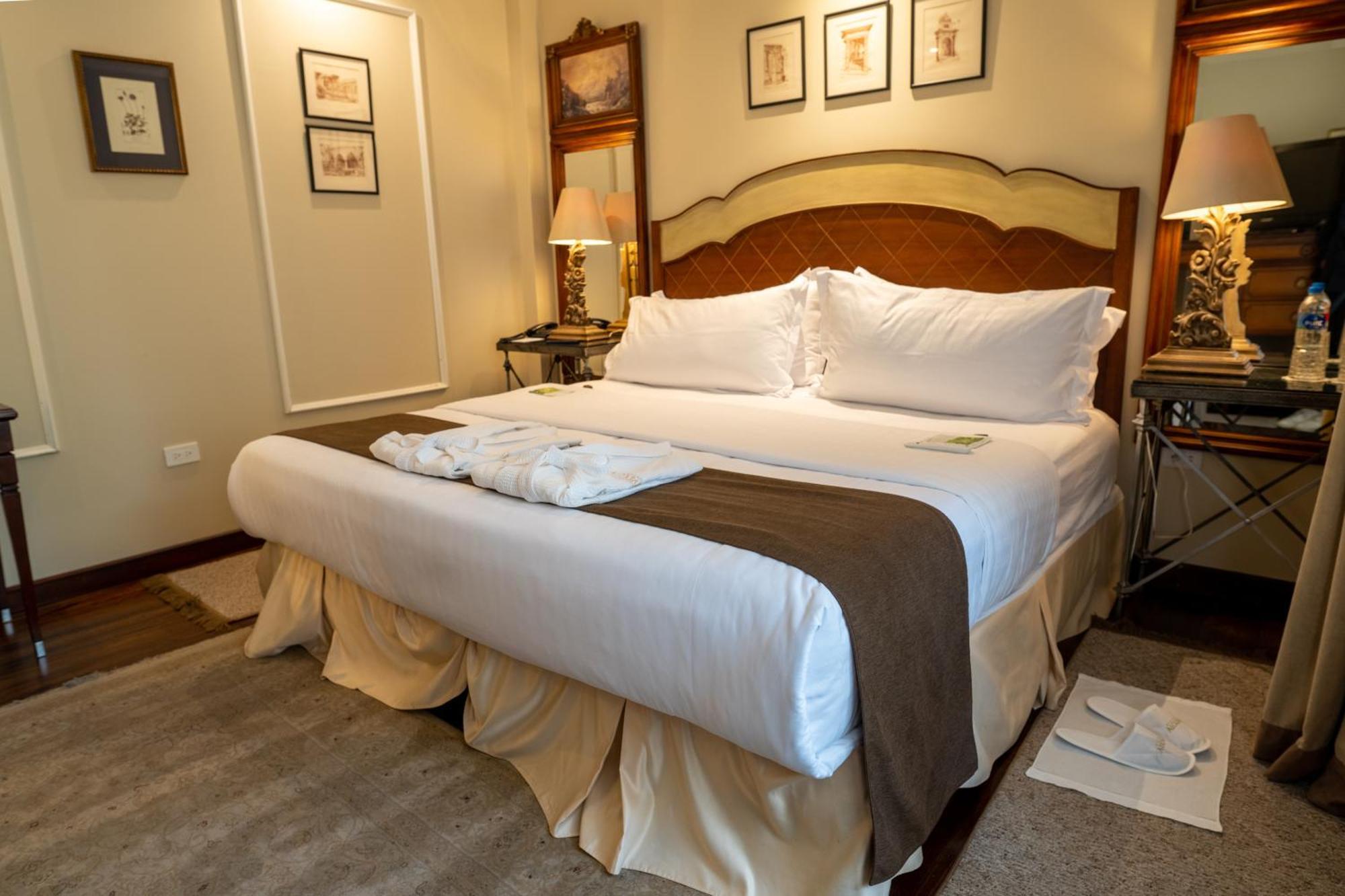 Mansion Alcazar Hotel 5*